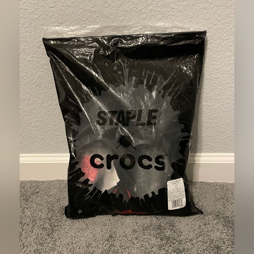 CROCS X STAPLE HOMING PIGEON ALL TERRAIN CLOG - BLACK